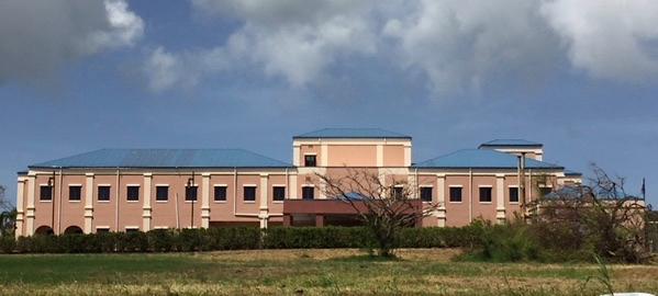 Governor Mapp Praises Doctors Who Plan to Open Surgical Center on St. Croix