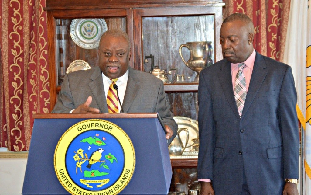 Gov. Mapp Tells St. Croix UVI Grads Also To Come Work in Virgin Islands Government