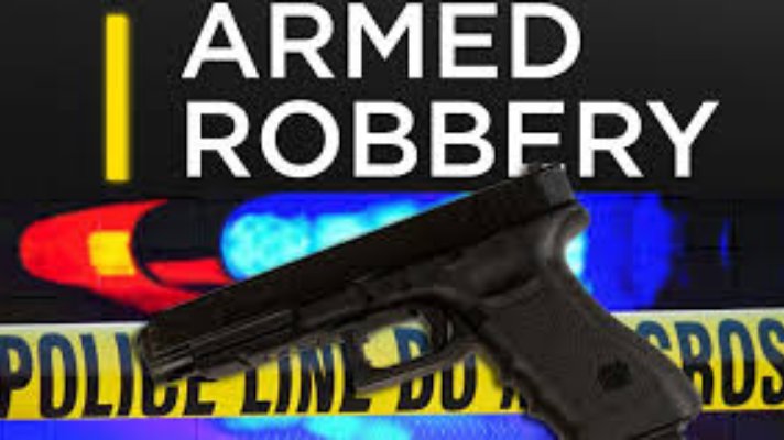 Four Armed Masked Men Hold Up Galaxy Bar In Smith Bay Early Sunday Morning