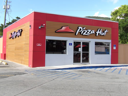 2 Armed Men Make Off With Cash From Pizza Hut At Fort Mylner Shopping Center