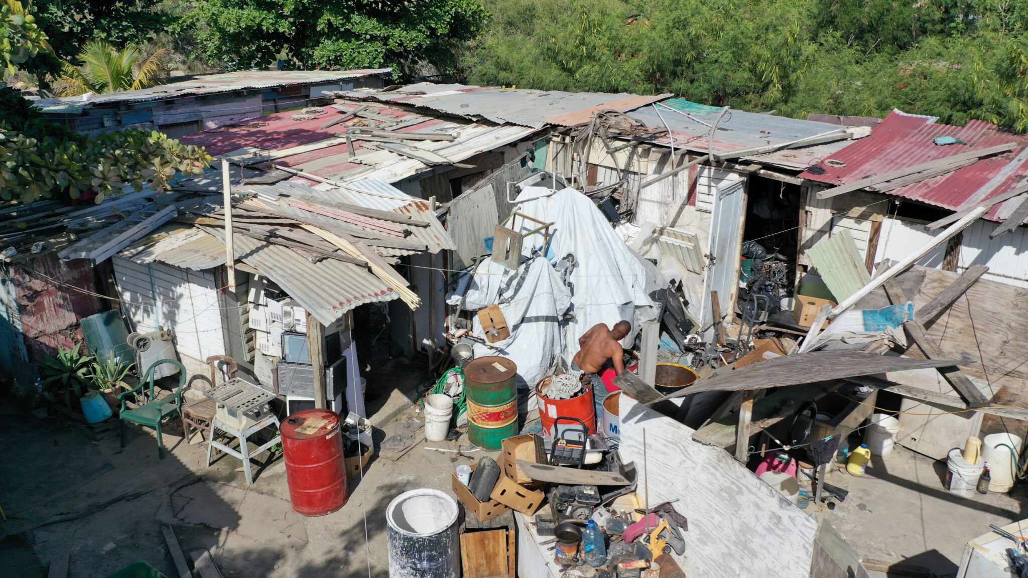 Illegals To Be Forcibly Removed From Squalid Homes On The Edge Of A Sint Maarten Garbage Dump