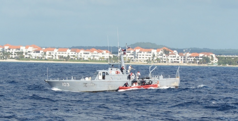 U.S. Coast Guard Takes 48 of 49 Migrants Back To Santo Domingo After Intercepting 3 Illegal Voyages