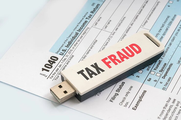 St. Croix Tax Fraudster Gets 1 Year In Prison For Stealing $65K In Tax Refunds