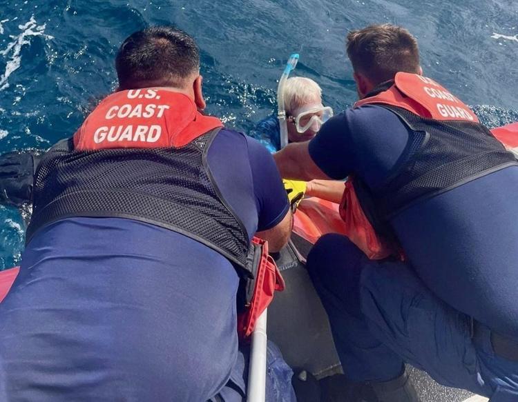 Coast Guard Rescues Stranded Diver Off Dutchcap Cay In St. Thomas