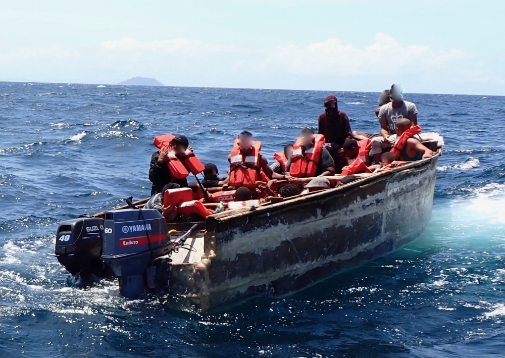 Coast Guard Collects 38 Illegal Migrants In Mona Passage, Takes Them Back To DR