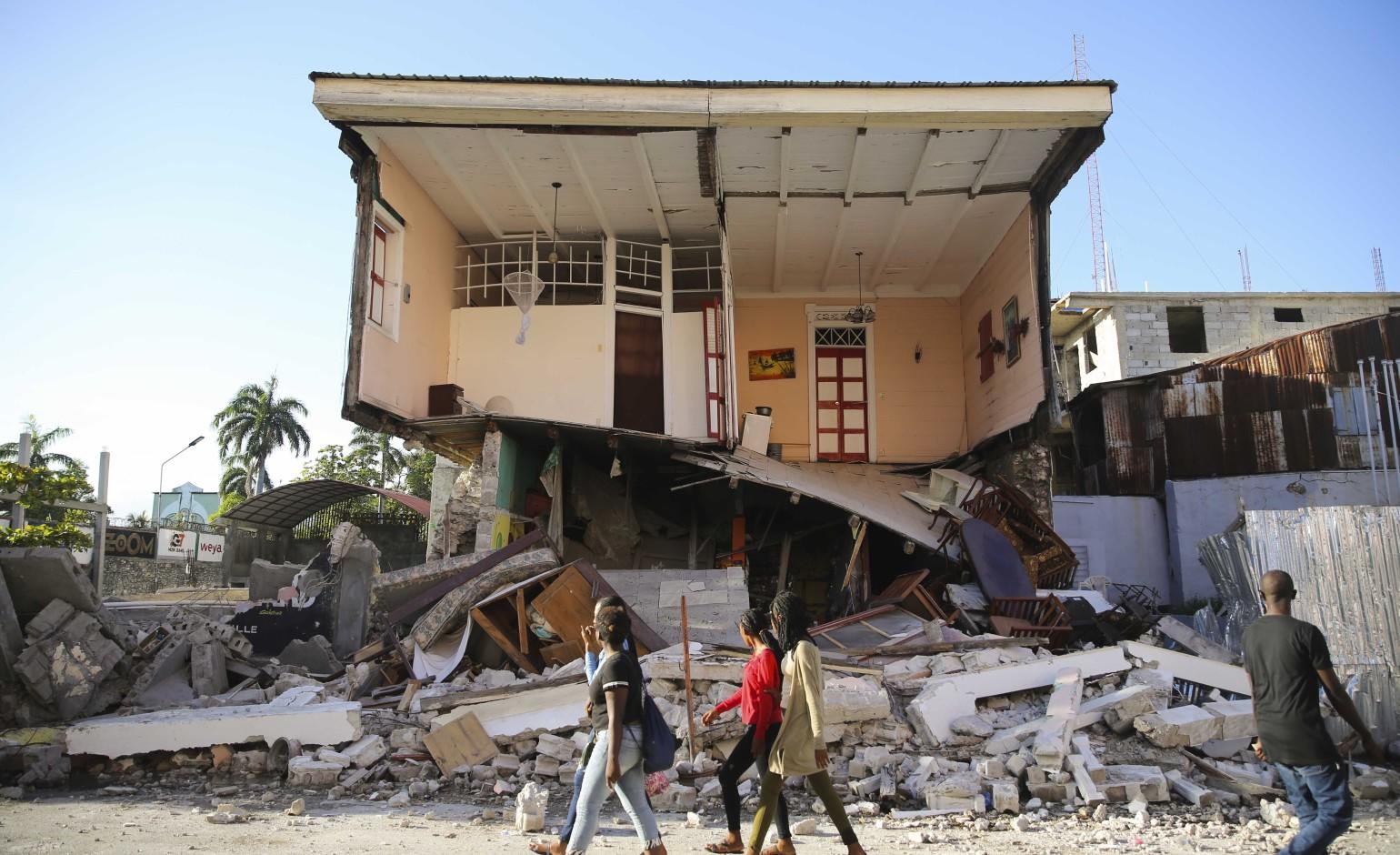 As Storm Looms, Medics Rush To Hospitals Overrun By Haiti Earthquake