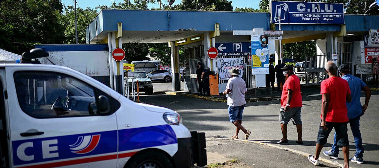 Dozens Of Violent Anti-Vax Supporters Attack Guadeloupe Hospital Staff