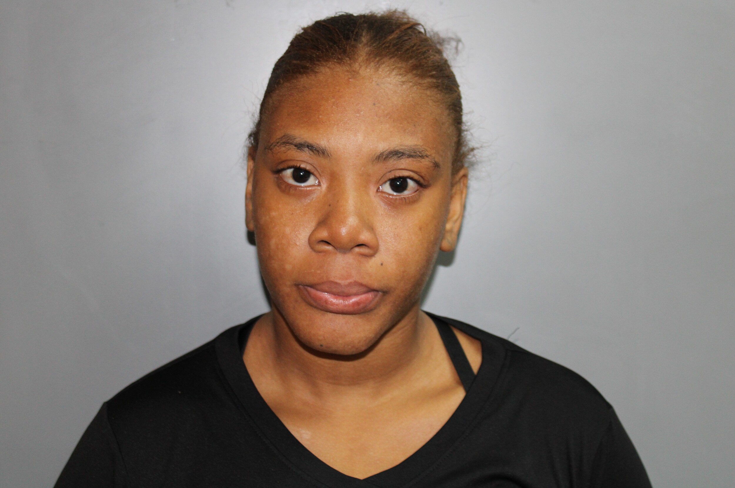 Woman Stole Credit Card Info To Buy $2,337 In Gold Jewelry: VIPD