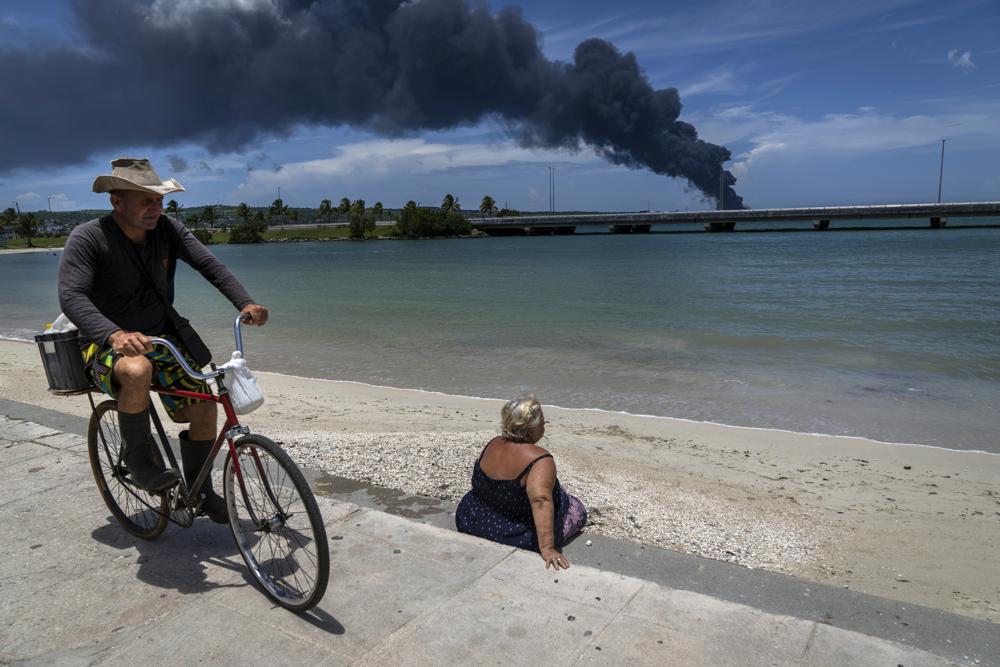 Oil Facility Fire Jeopardizes Cuba’s Frail Electric System