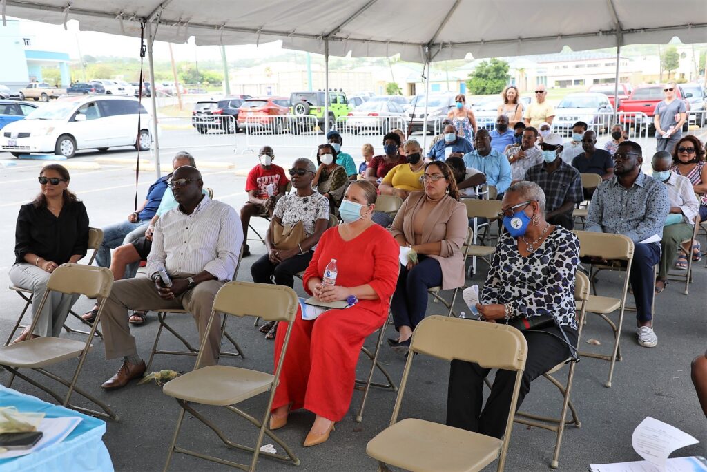 Hundreds Turn Out For Dialysis Clinic at the Sunny Isle Annex