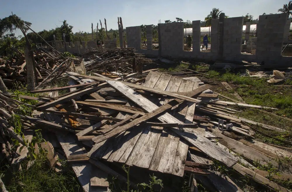 Cuba Tobacco Farmers Recuperate After Ruinous Hurricane Ian