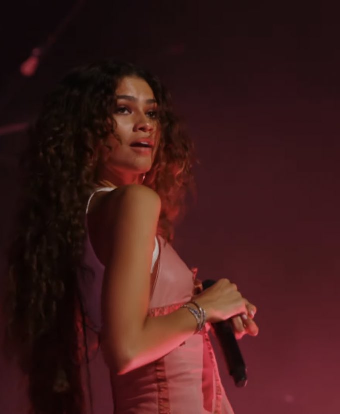 Zendaya Sizzles In A Pink Babydoll Dress For Her Surprise Coachella Performance