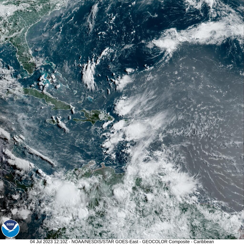 NWS Forecasts 'Squally Weather' With Passing of Tropical Wave