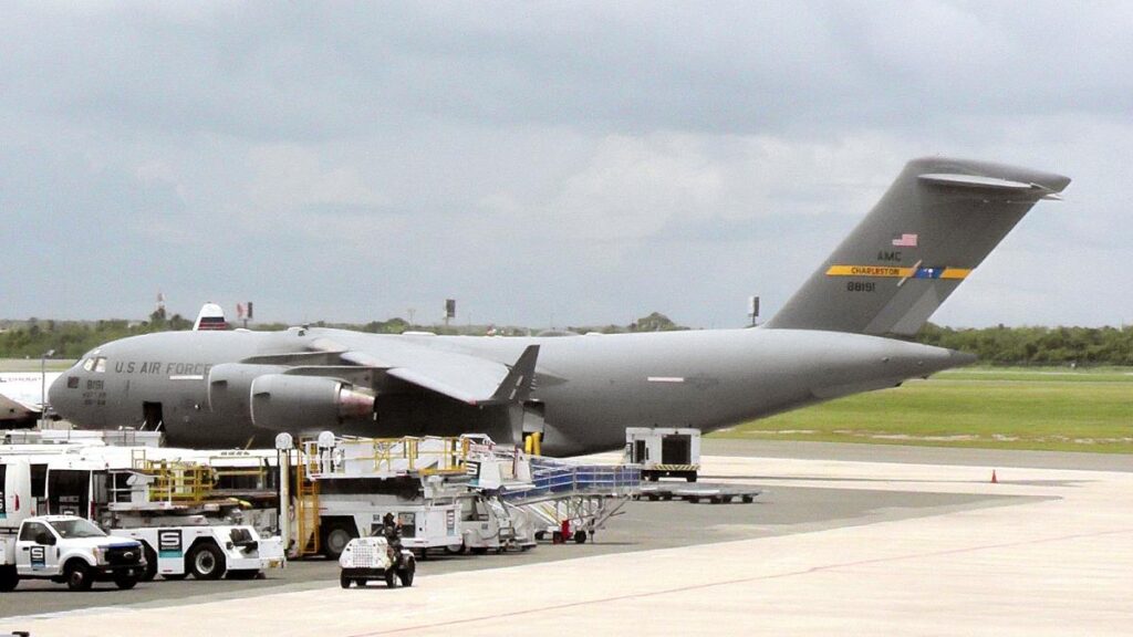 Mysterious U.S. Military Transport Plane Lands at Dominican Republic Airport