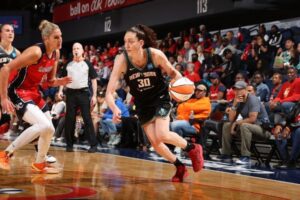 Breanna Stewart lights Liberty into Fever 100-89; Aliyah Boston finishes with 17 points