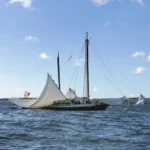 Mast snaps aboard historic Maine schooner, killing 1 and injuring 3