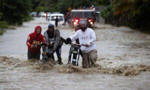 Dominican Republic rains kill at least 21, displace thousands