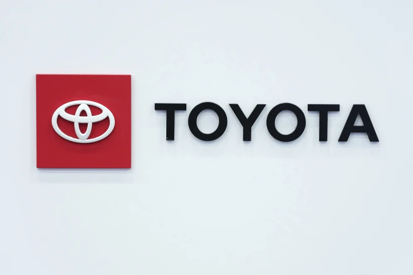 Toyota recalling 1 million vehicles, including Lexus, for potential air bag problem