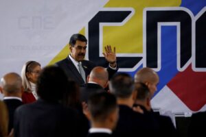 Exclusive: Venezuela prods BP, Chevron to revive gas project near Trinidad, Guyana