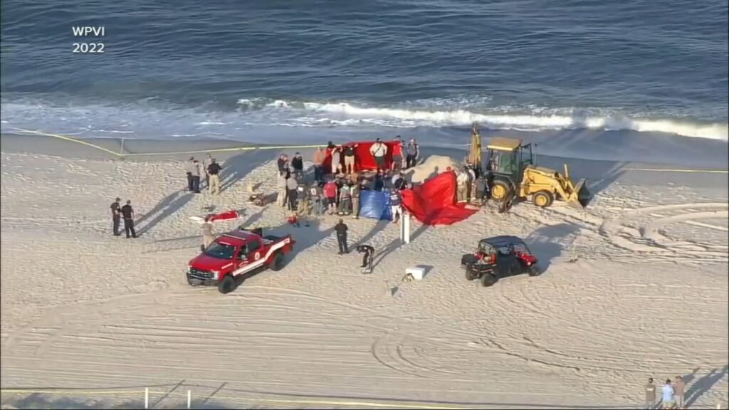 Indiana girl, 5, dies after getting trapped in sand while on a Florida beach vacation