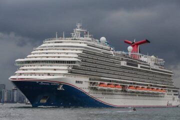 Woman swipes $1.5 million and splurges on flights, Carnival cruises, Florida cops say