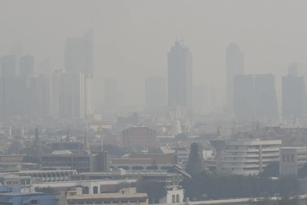 High air pollution levels in Thai capital spark order for city employees to work from home
