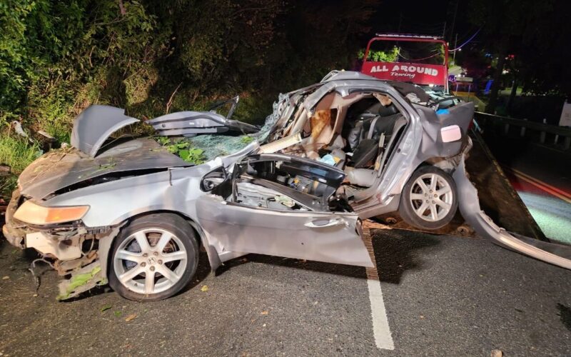 Two killed in single-car crash on St. Thomas