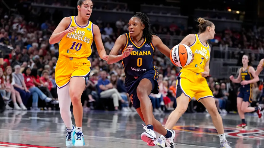 Los Angeles Sparks quell Indiana Fever 88-82