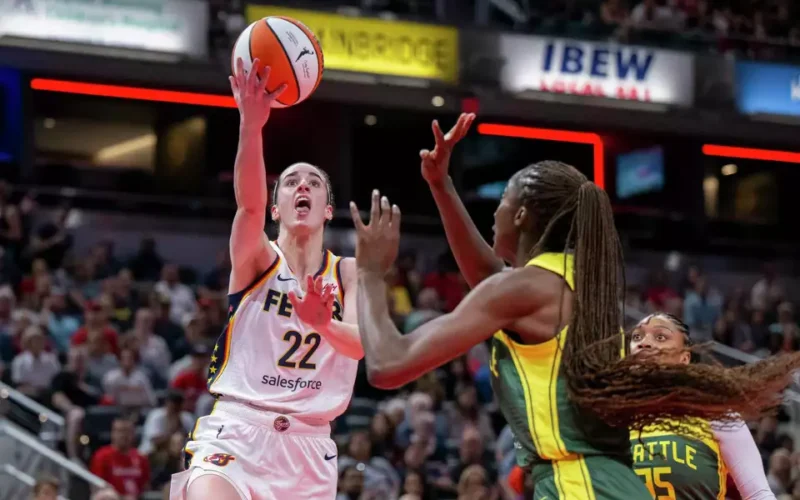 Storm pull away in the second half for 103-88 win over Fever