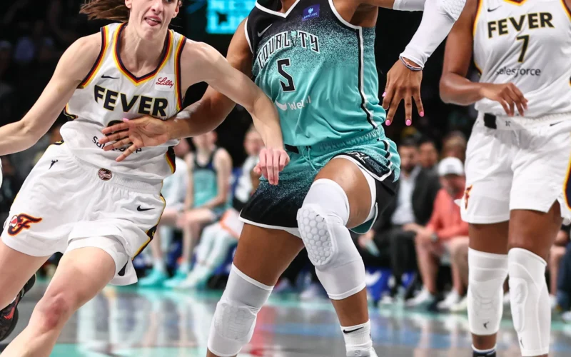Clark struggles, Boston exits as Fever routed by Liberty