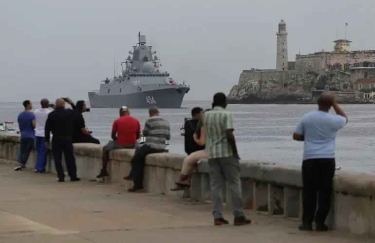 Russian navy fleet, including frigate, nuclear-powered sub, arrives in Cuba