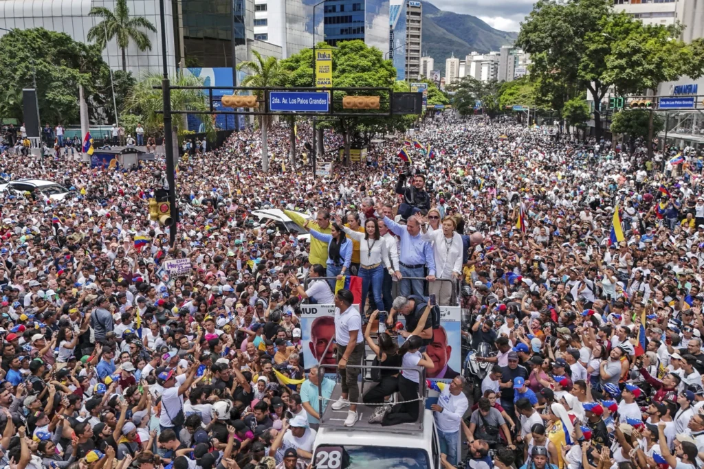 Biden and Lula urge Venezuelan authorities to release detailed presidential election voting data