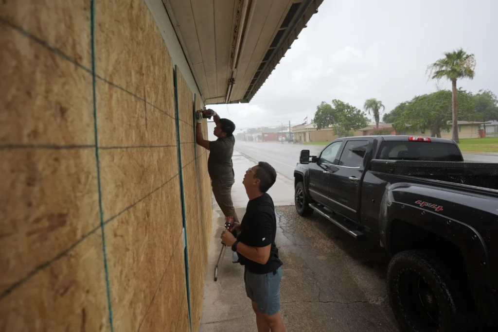 Texas coastal residents told to expect power outages, flooding as Beryl moves closer to landfall