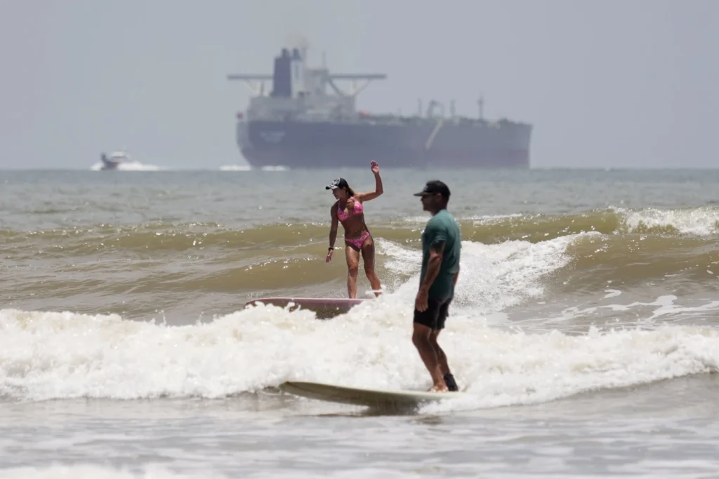 Texas coastal residents told to expect power outages, flooding as Beryl moves closer to landfall