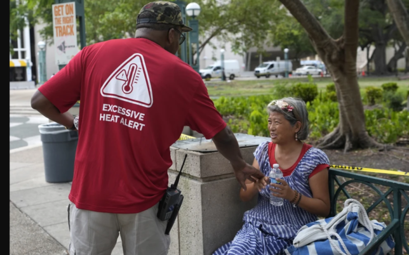 Here’s what seems to work in Miami to keep deaths down as temperatures soar