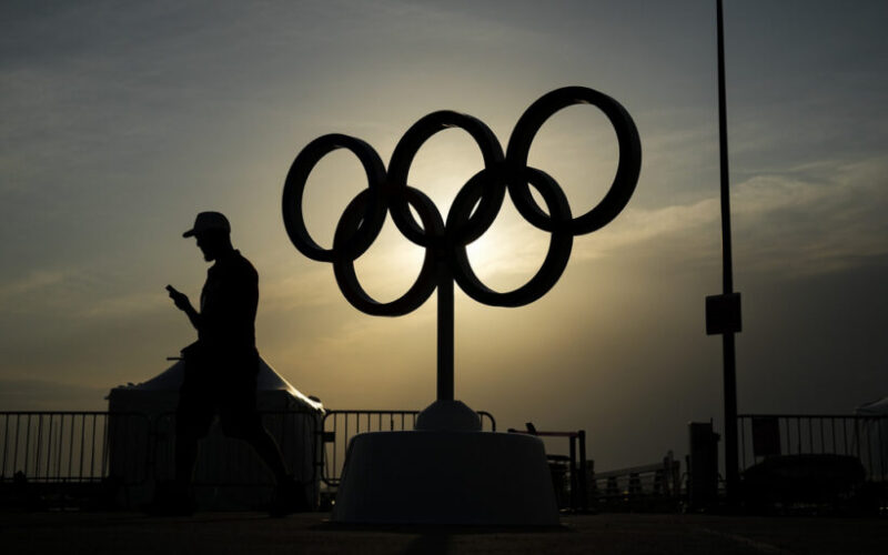 Russian disinformation slams Paris and amplifies boxer debate to undermine the Olympics