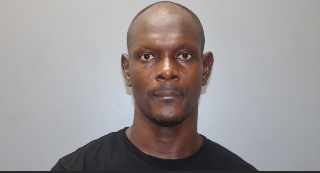 St. Thomas man faces domestic violence charge for slapping woman at her workplace