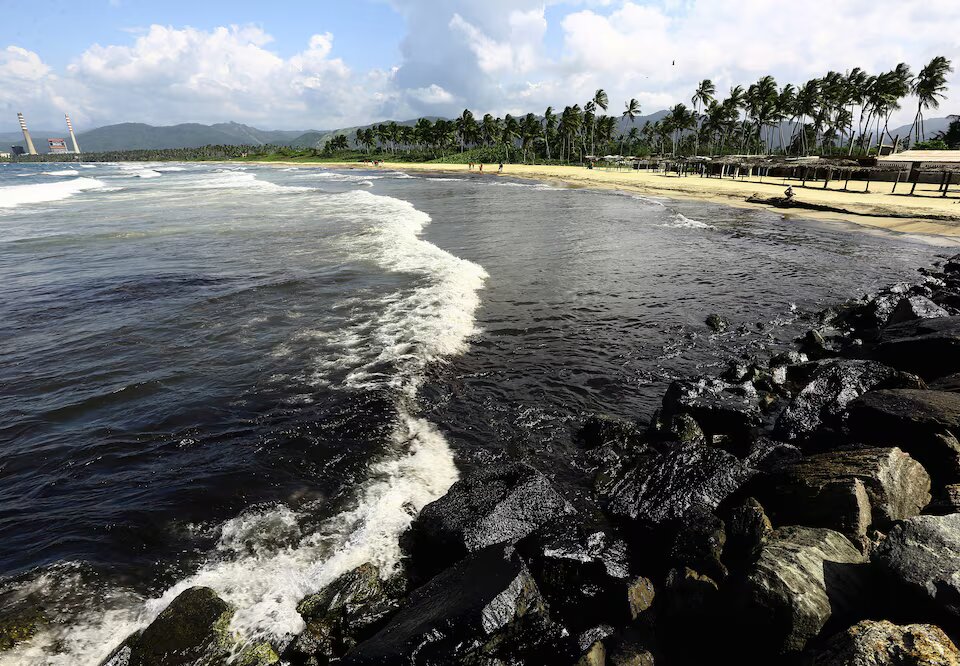 Oil spill reported off Venezuela's Caribbean coast