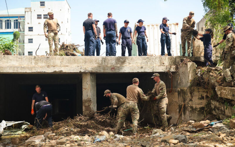 HMS Trent helps BVI recover from Tropical Storm Ernesto