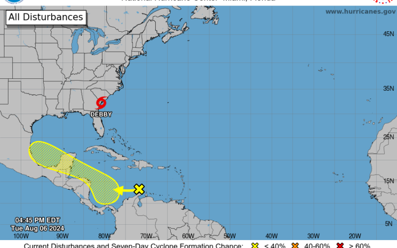 Tropical wave pushes northwest towards Cancun; Tropical Storm Debby over Georgia