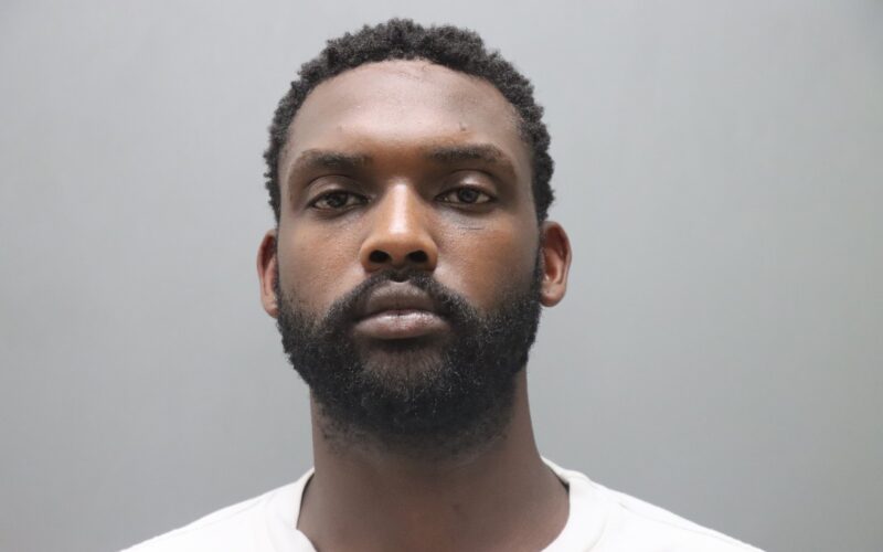 St. Thomas man accused of using someone else's credit card to buy a boat engine