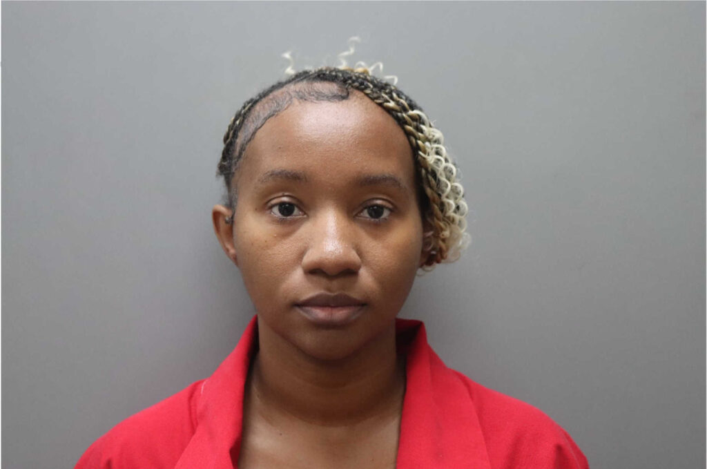 Vashti Iyantha Gumbs tried to cash 2 forged checks for $130,000, VIPD says