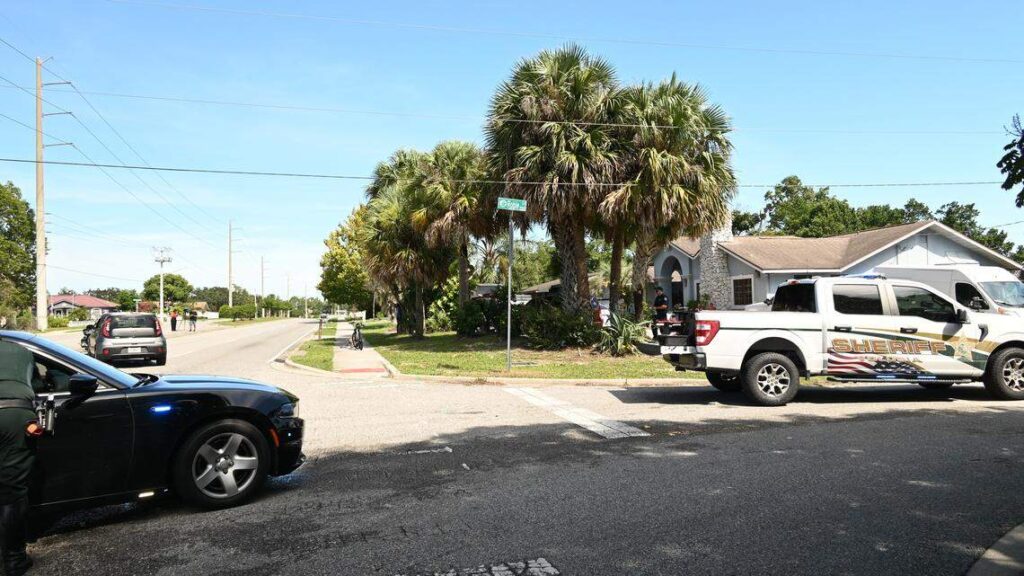 Boy trapped under car saved when witnesses gather to lift it