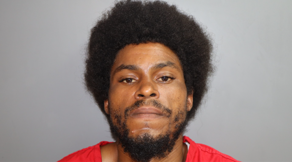 St. Croix man blocking Queen Cross Street tased by police in C’sted